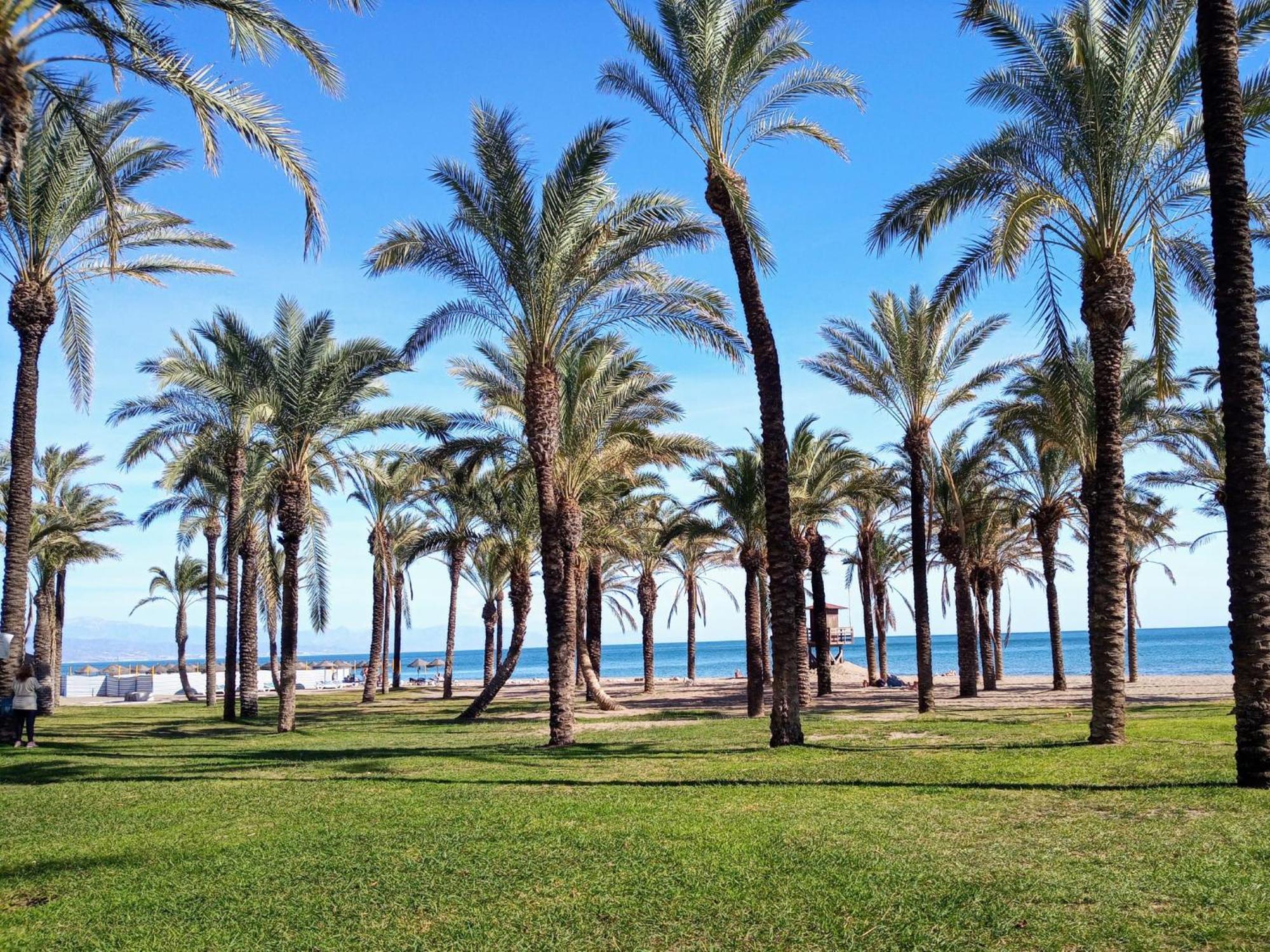 La Carihuela A 5 Minutos De La Playavistas Al Mar Apartment Torremolinos Exterior photo